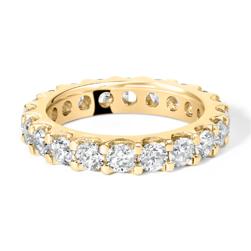 vintage rings for women with diamond centers-14K Yellow Gold Shared Prong Set Round Diamond Eternity Band Ring