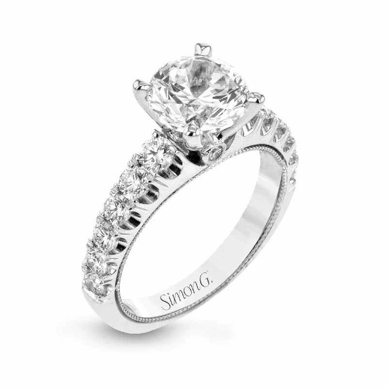 men’s diamond rings with intricate designs-Round-Cut Engagement Ring In 18k Gold With Diamonds