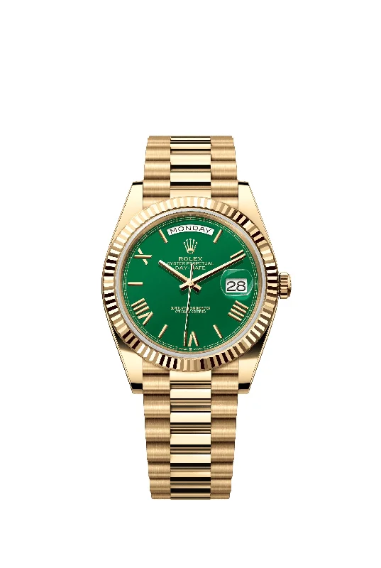 watches with scratch-resistant glass for durability-Rolex Day-Date 40 mm 228238 President Fluted Green Dial