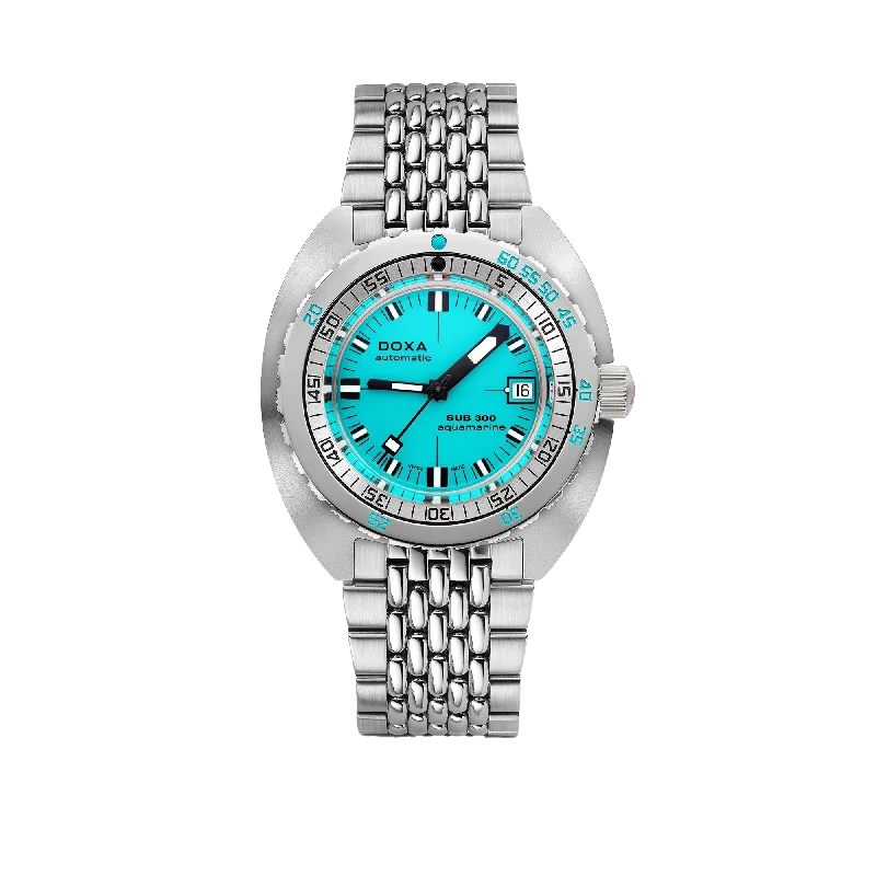 watches with moonphase complication for sophisticated design-DOXA SUB 300 Aquamarine, stainless steel bracelet