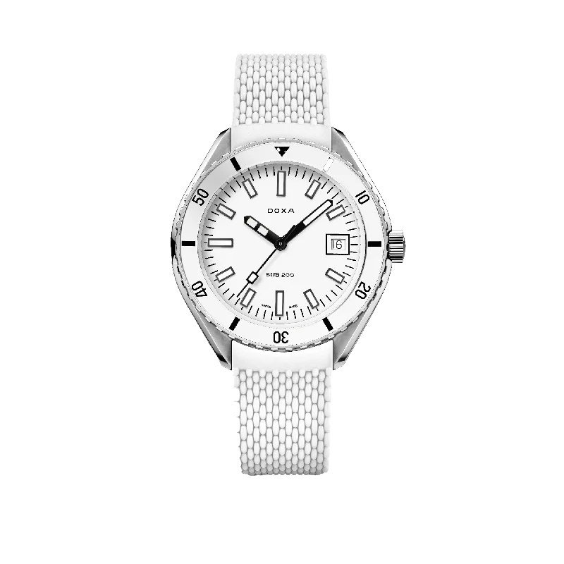 watches with interchangeable faces and straps for versatility-DOXA SUB 200 Whitepearl, rubber strap